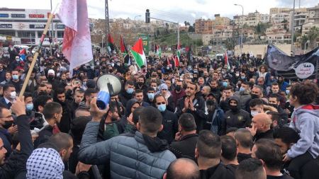 ام الفحم تحيي فعاليات جمعة الغضب 11 ضد العنف 